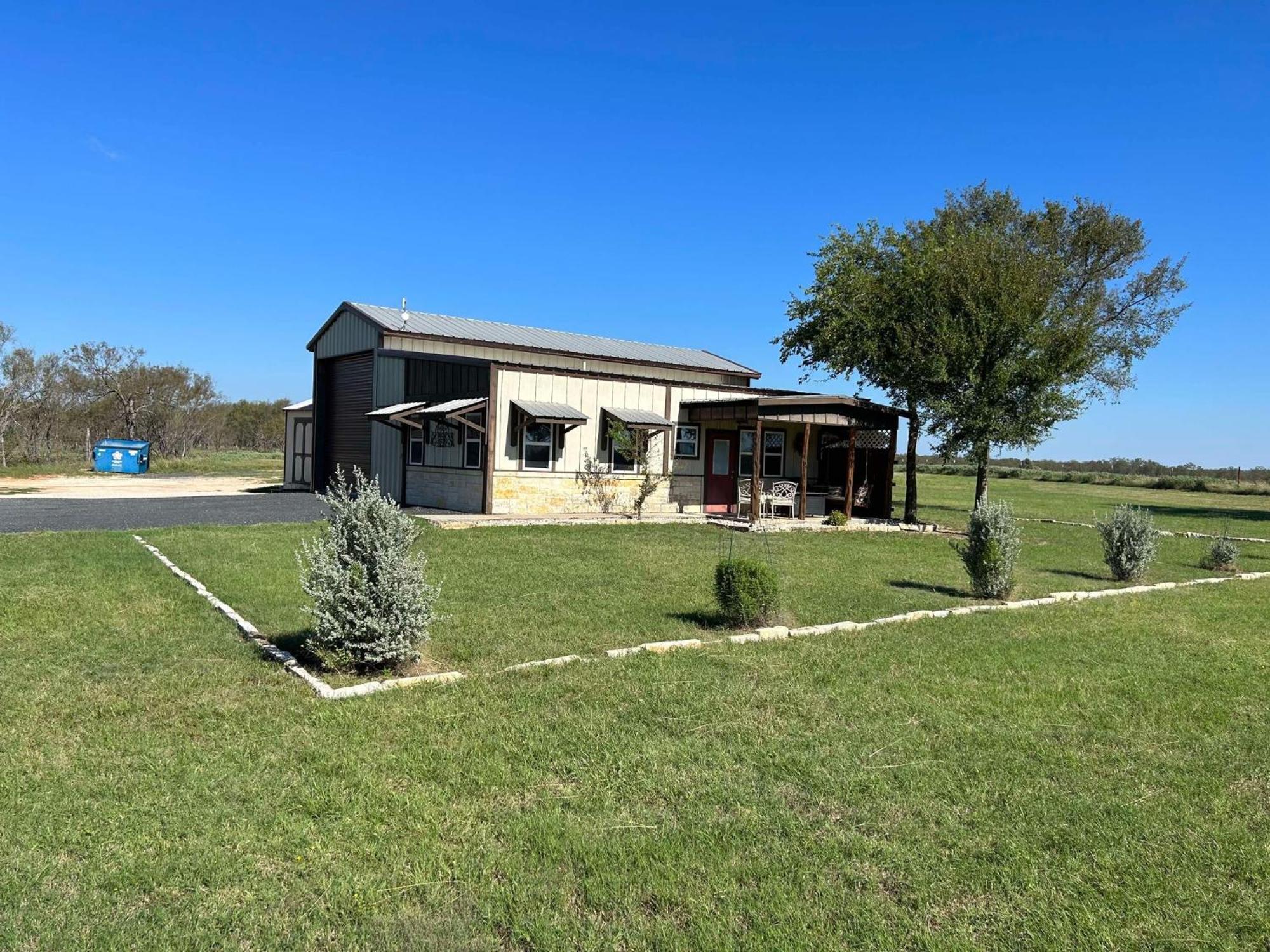 Vineyard Trail Cottages- Adults Only Fredericksburg Exterior photo