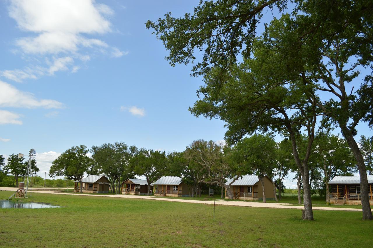 Vineyard Trail Cottages- Adults Only Fredericksburg Room photo