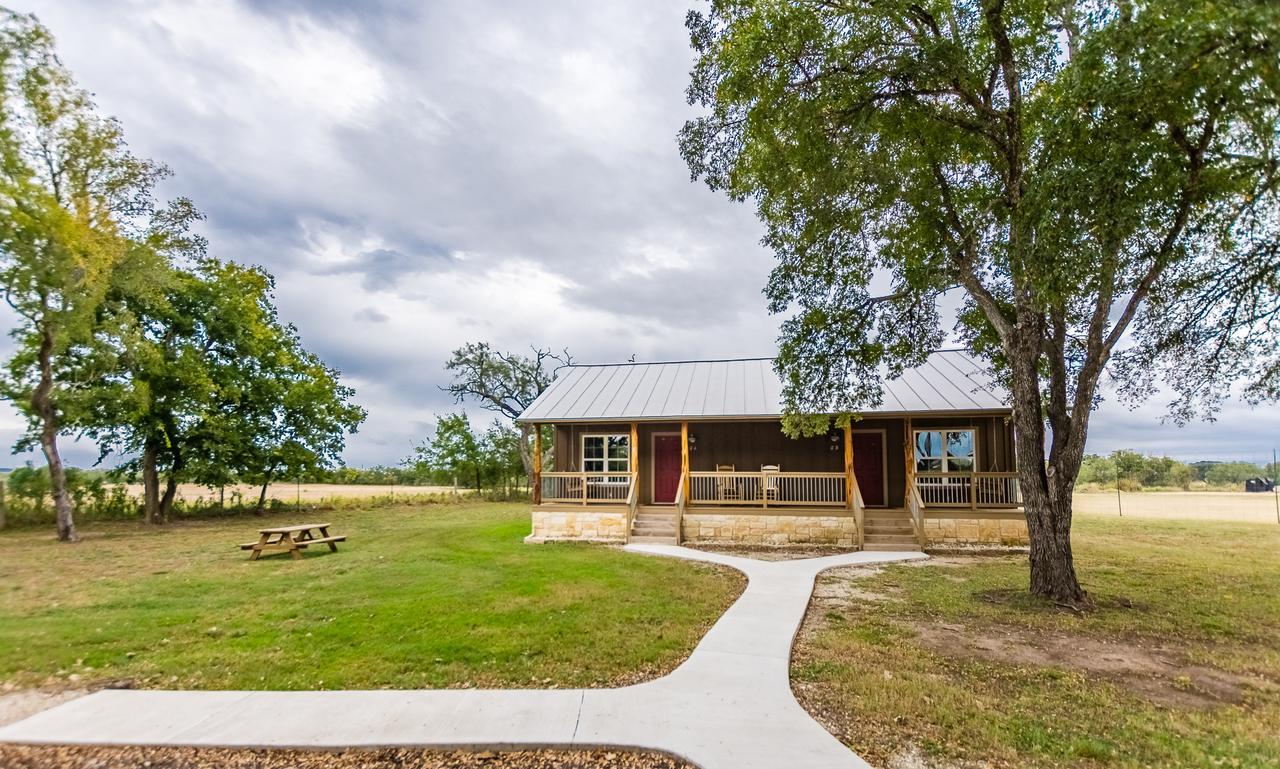 Vineyard Trail Cottages- Adults Only Fredericksburg Room photo